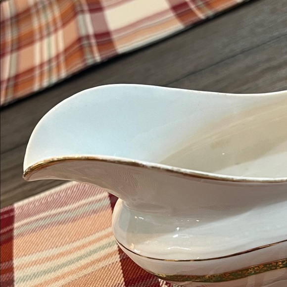 Edwin M. Knowles Gravy Boat White with Green & Gold Trim - Picture 13 of 16